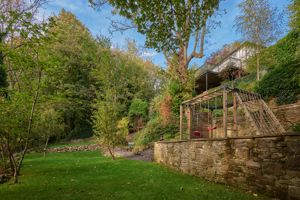 Photo 48- click for photo gallery